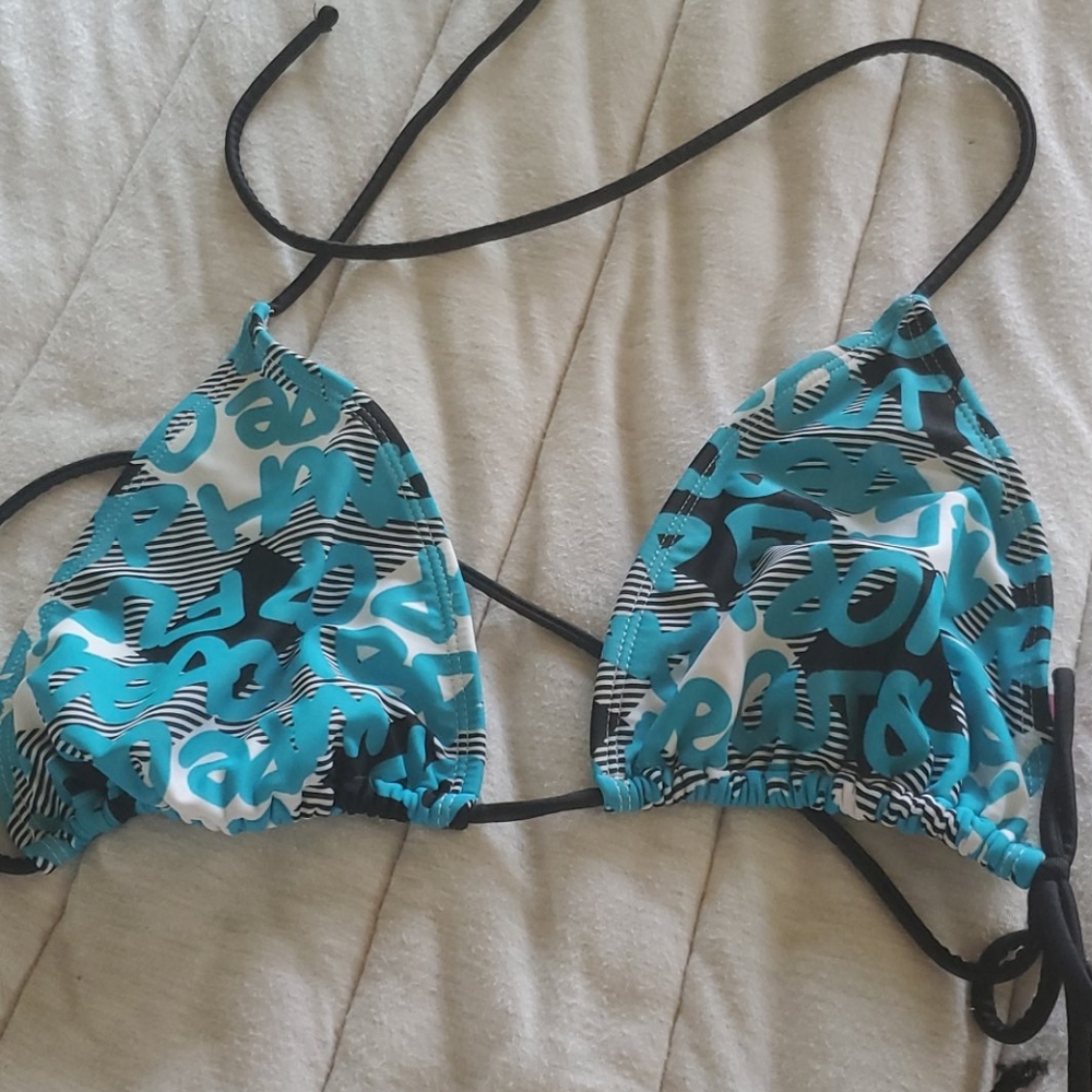 Bikini top
